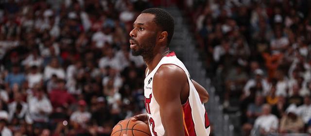 东契奇与球, 攻防兼备的, 期待