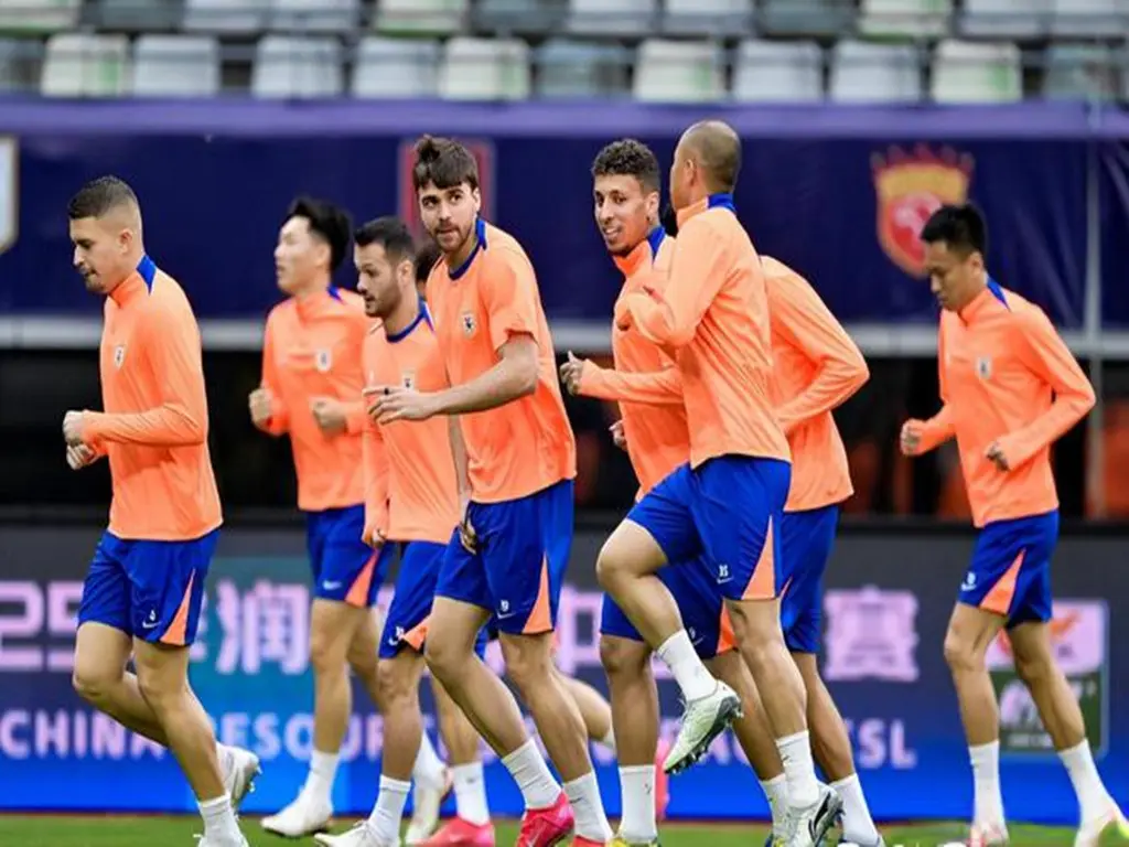 文能等这些, 还有刘洋也