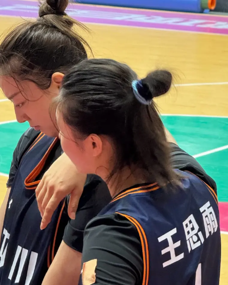 yid, 四川女篮四